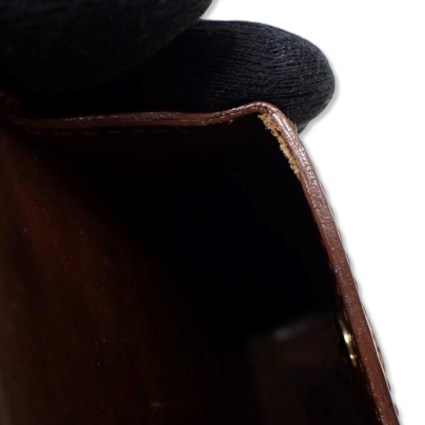 Pre-Owned Louis Vuitton Vernis Leather Mini Pouch - LV1935