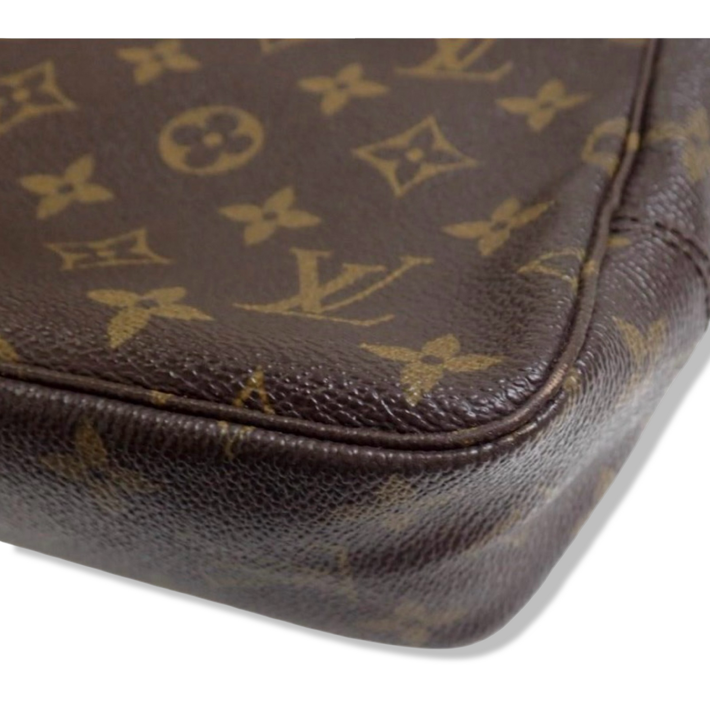 Pre-Owned Louis Vuitton Trouse Toilette 23 Monogram Canvas Toiletry Bag - LV2044