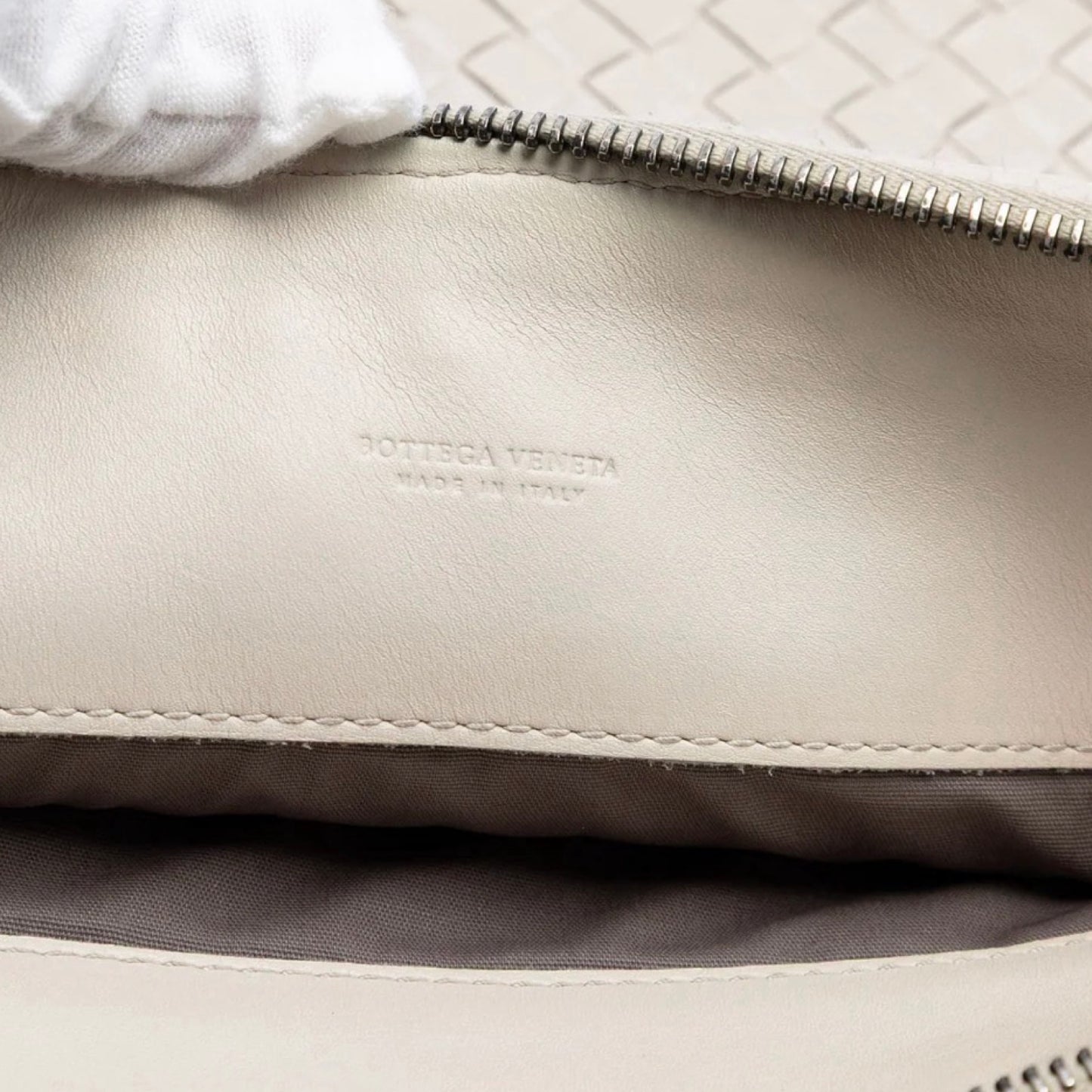 Pre-Owned Bottega Veneta Nappa Leather Intercciato Clutch - BV1011