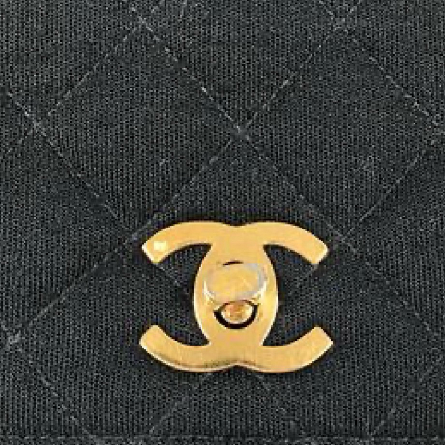Pre-Owned Chanel Mademoiselle Chain  Shoulder Bag - CH1059