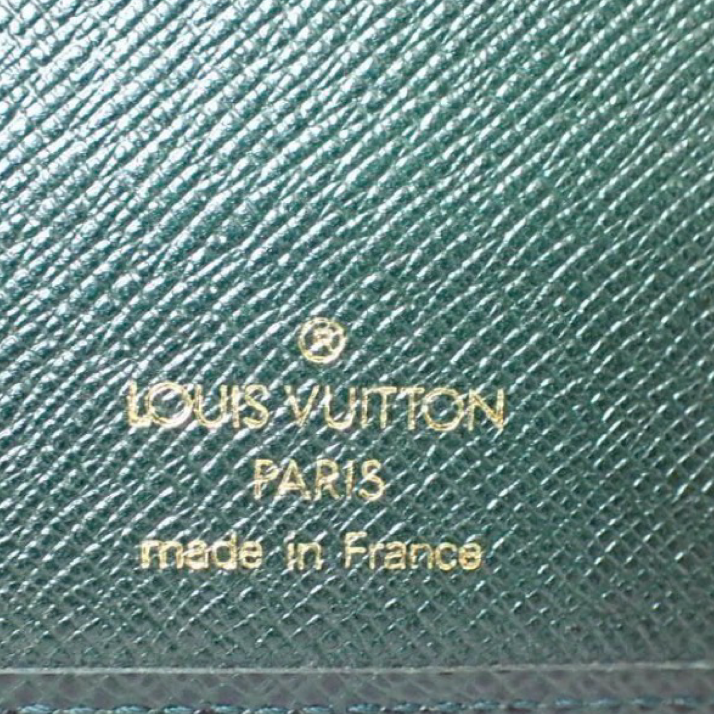 Pre-Owned Louis Vuitton Taiga Leather Green Medium Ring Agenda - LV1957