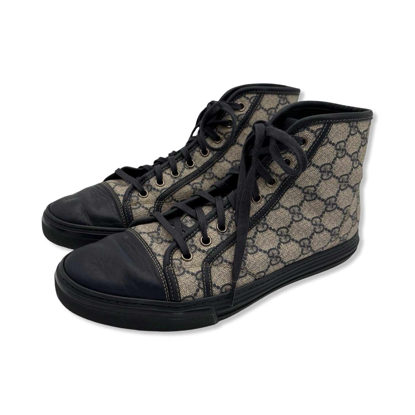 Pre-Owned Gucci GG Supreme Canvas with Leather Trim - Men's 8.5 - G1180
