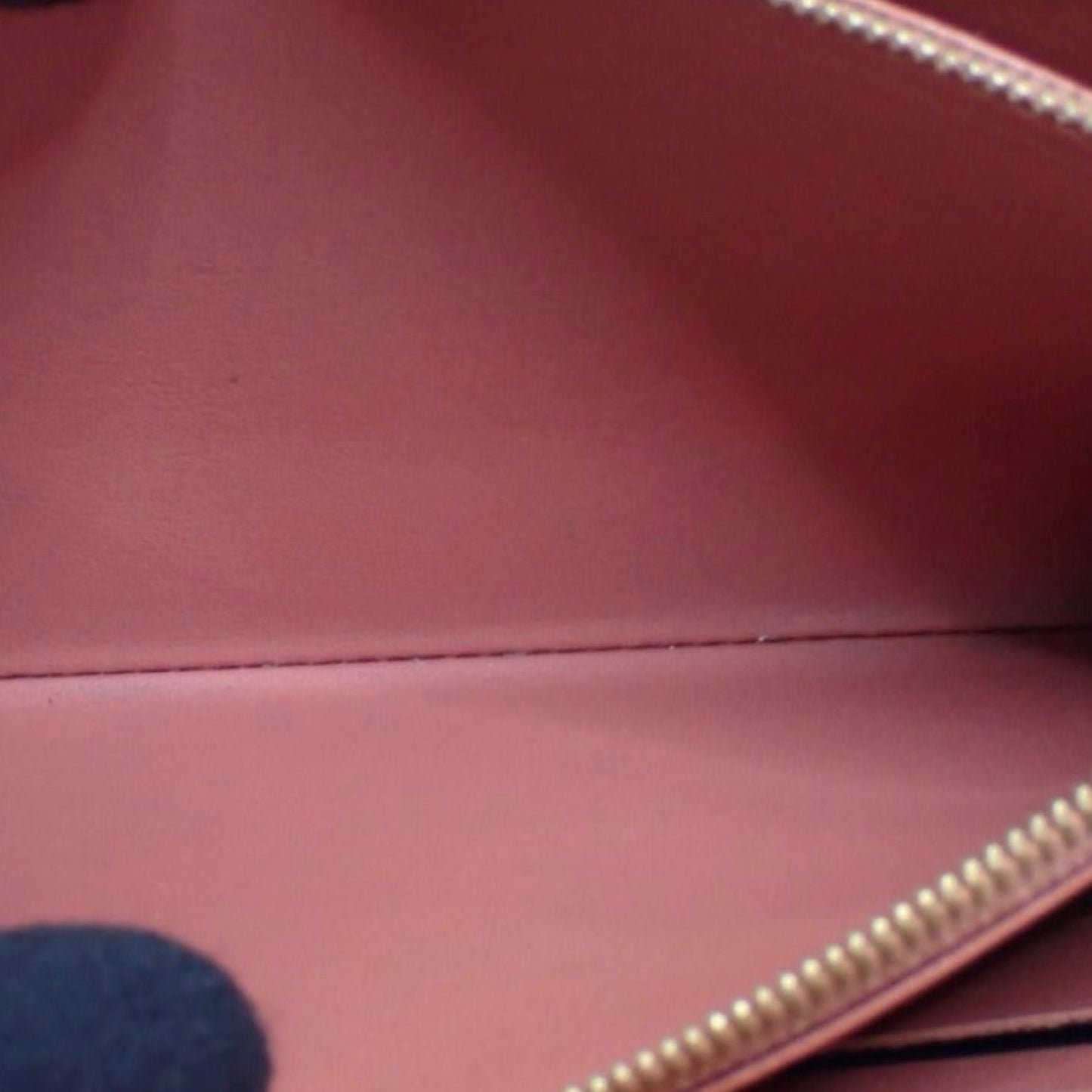 Pre-Owned Louis Vuitton Limited Edition Vernis Zippy Wallet - LV1826