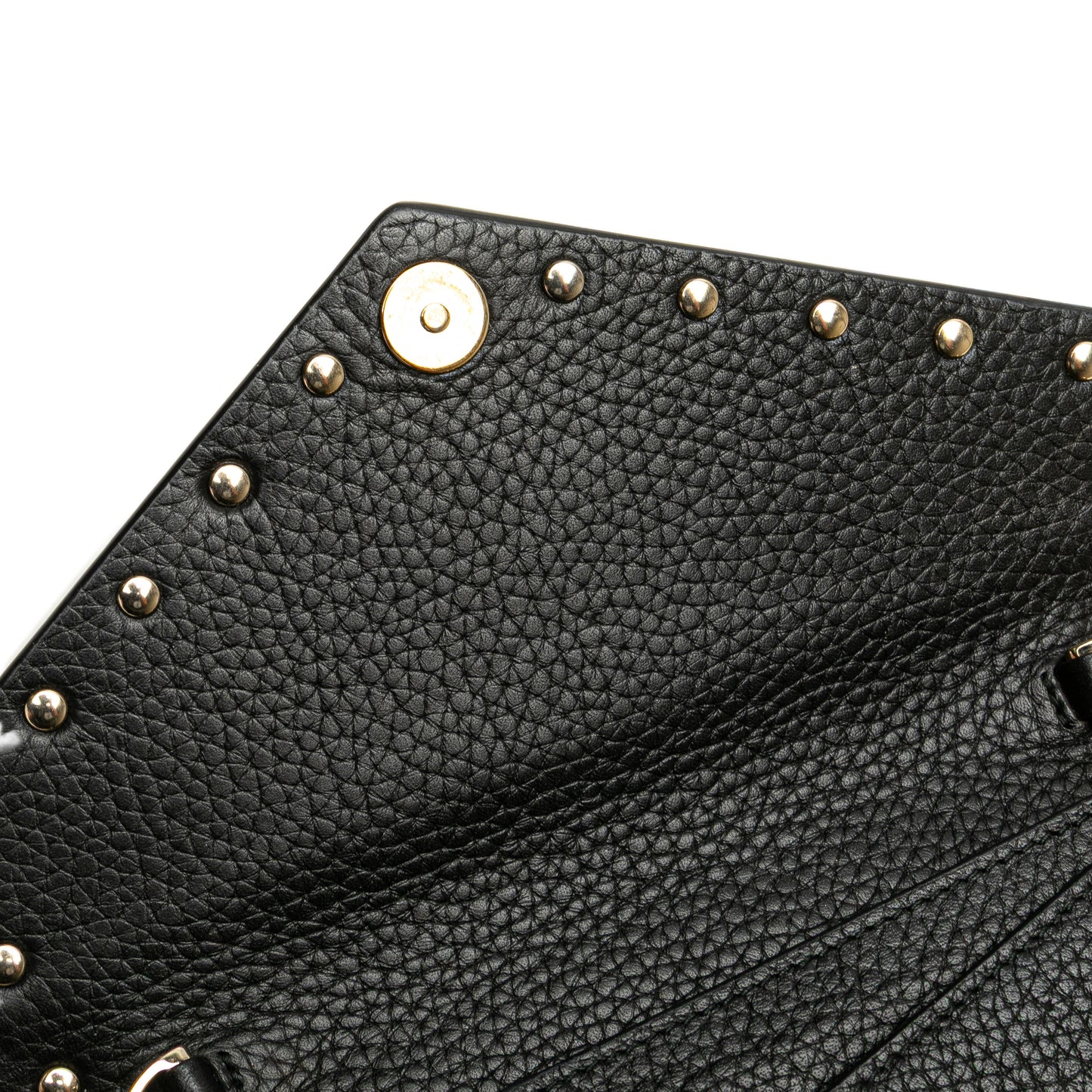 Pre-Owned Valentino Pebbled Calfskin Rockstud Envelope Wallet on Chain - VAL1001