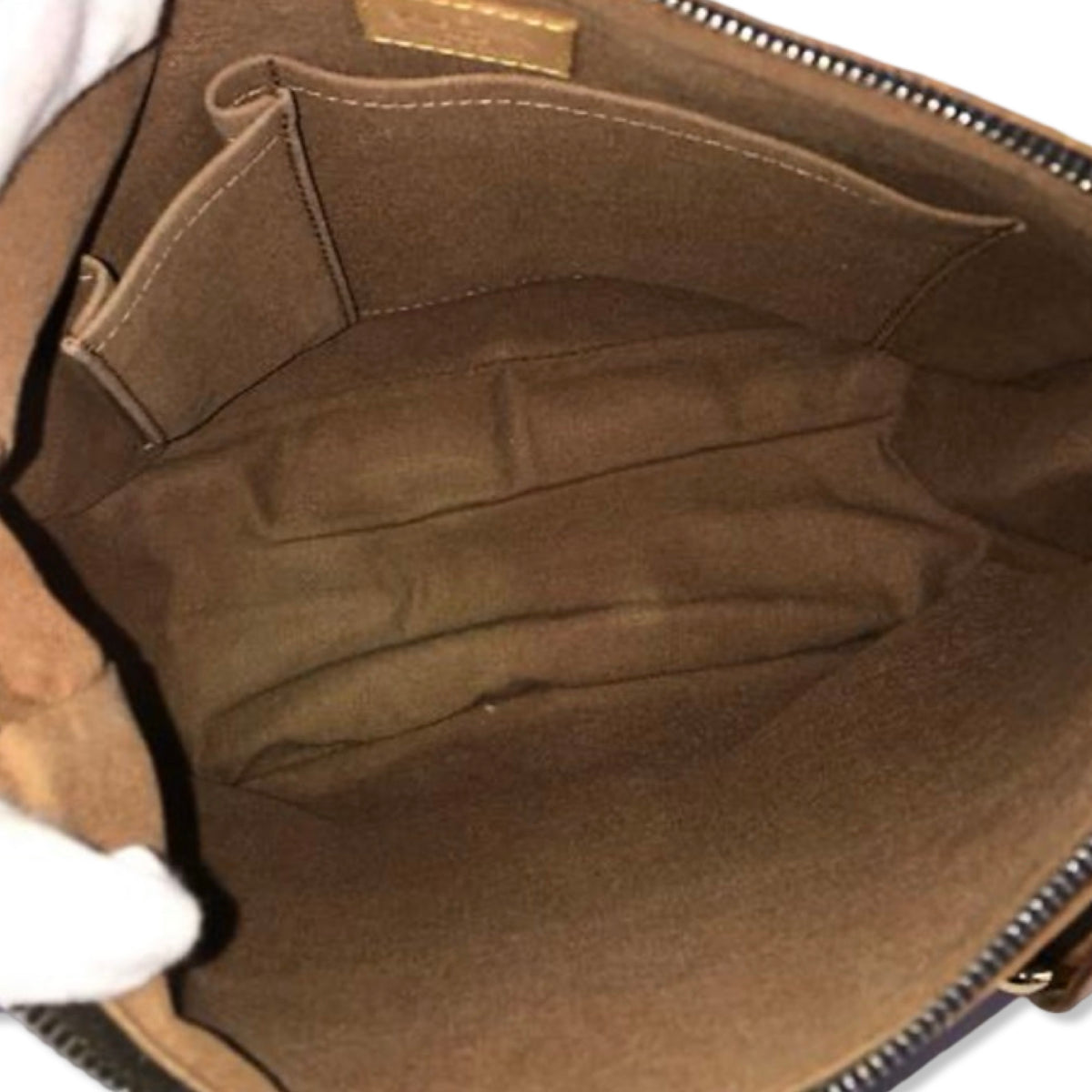 Pre-Owned Lous Vuitton Monogram Canvas Tulum GM Shoulder Bag - LV1686
