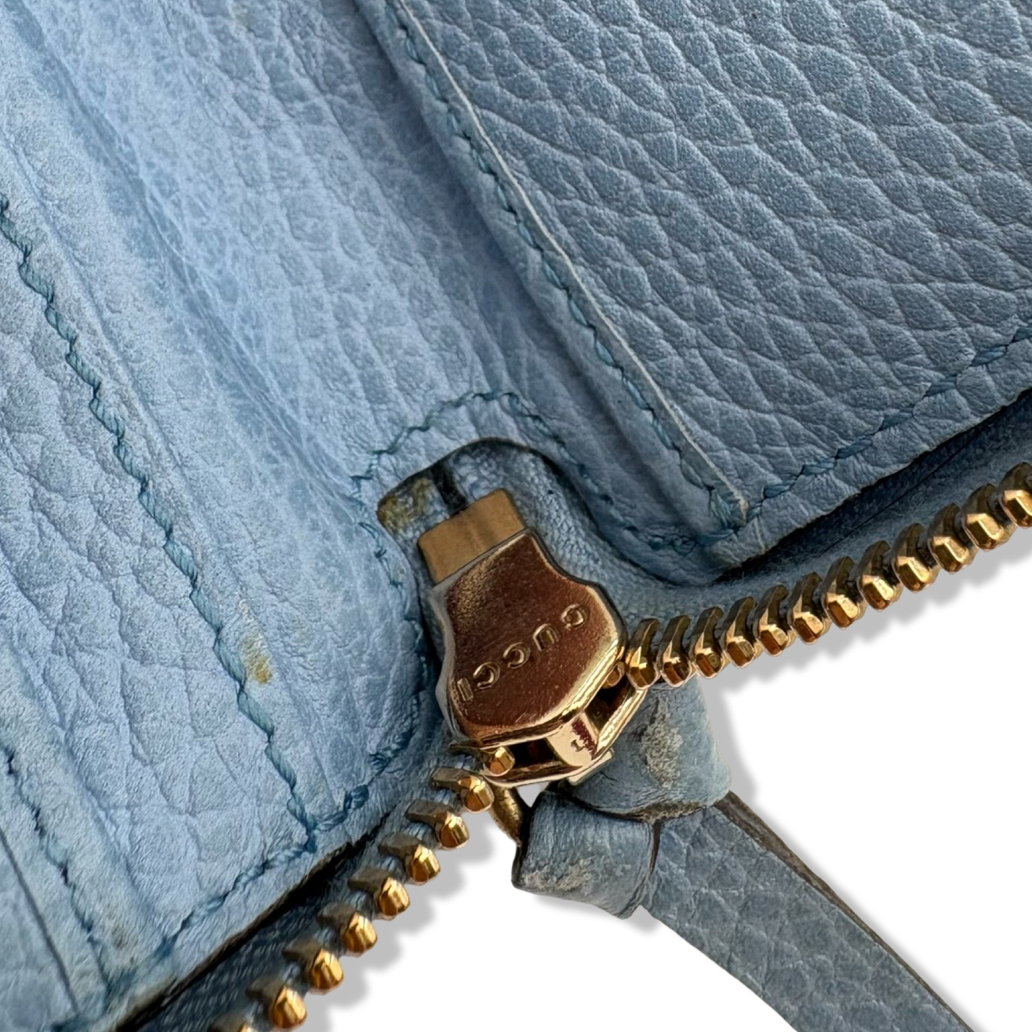 Pre-Owned Gucci Leather Zip Around Blue Wallet - G1188