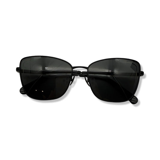 Pre-Owned Chanel Sunglasses - CH1061
