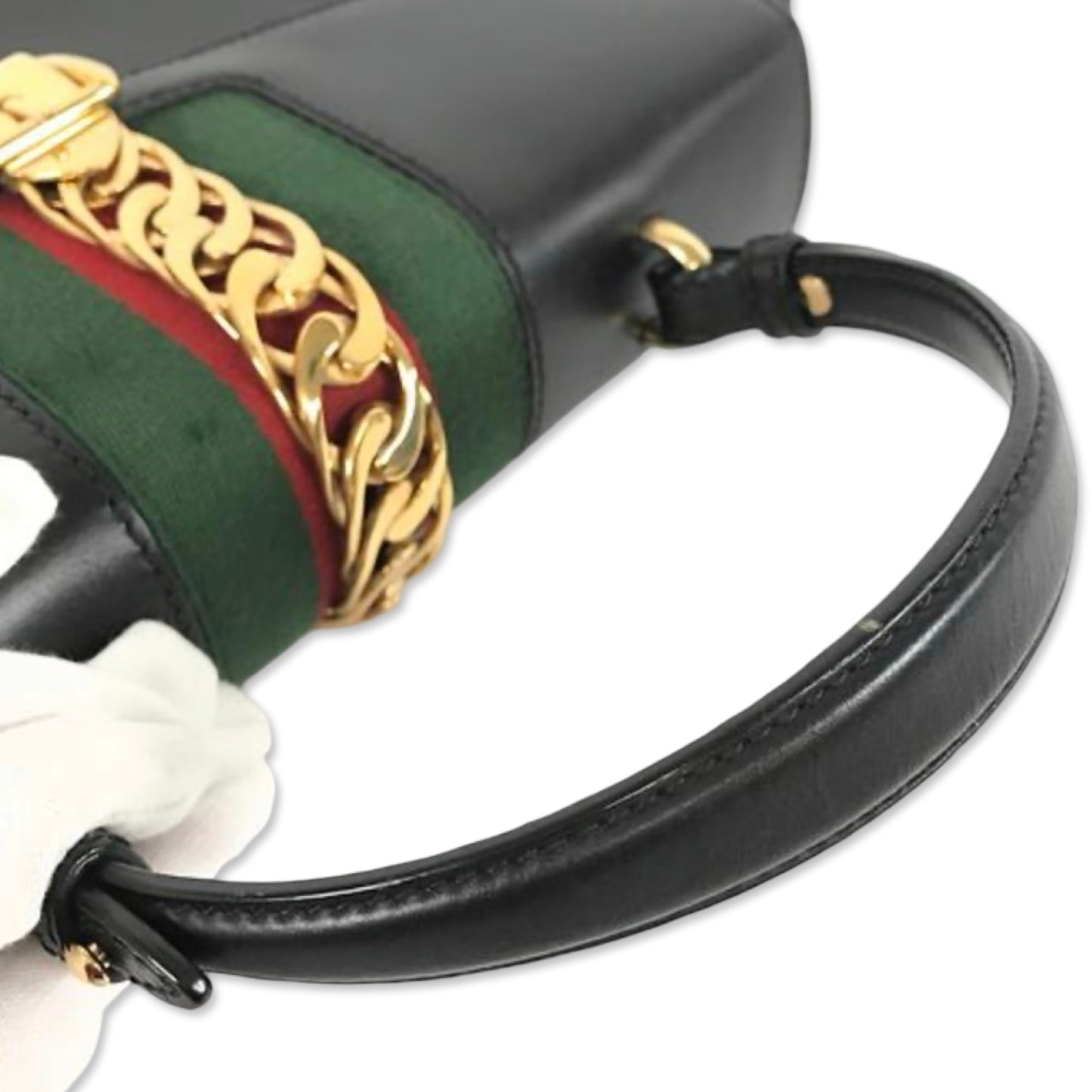 Pre-Owned Gucci Leather Sylvie Shoulder Bag - G1148