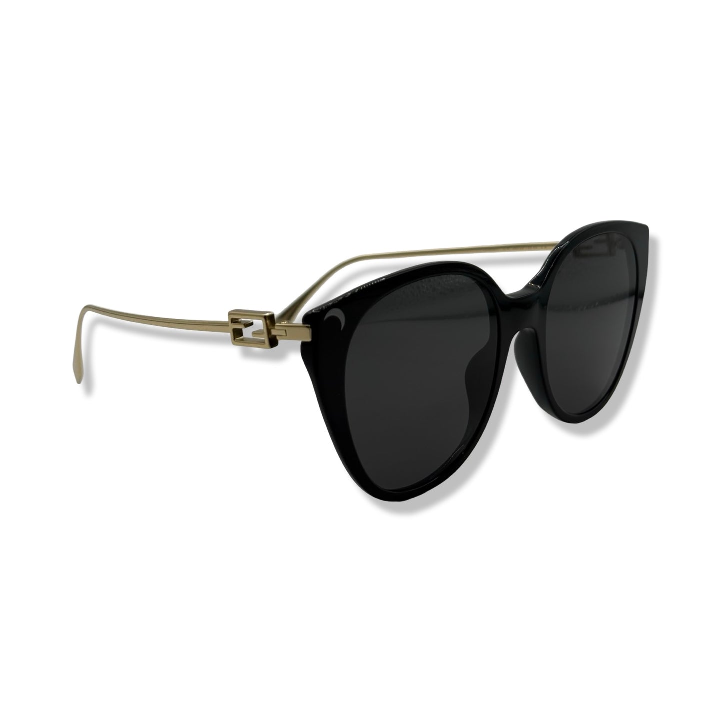 Pre-Owned Fendi Sunglasses - FEN1020