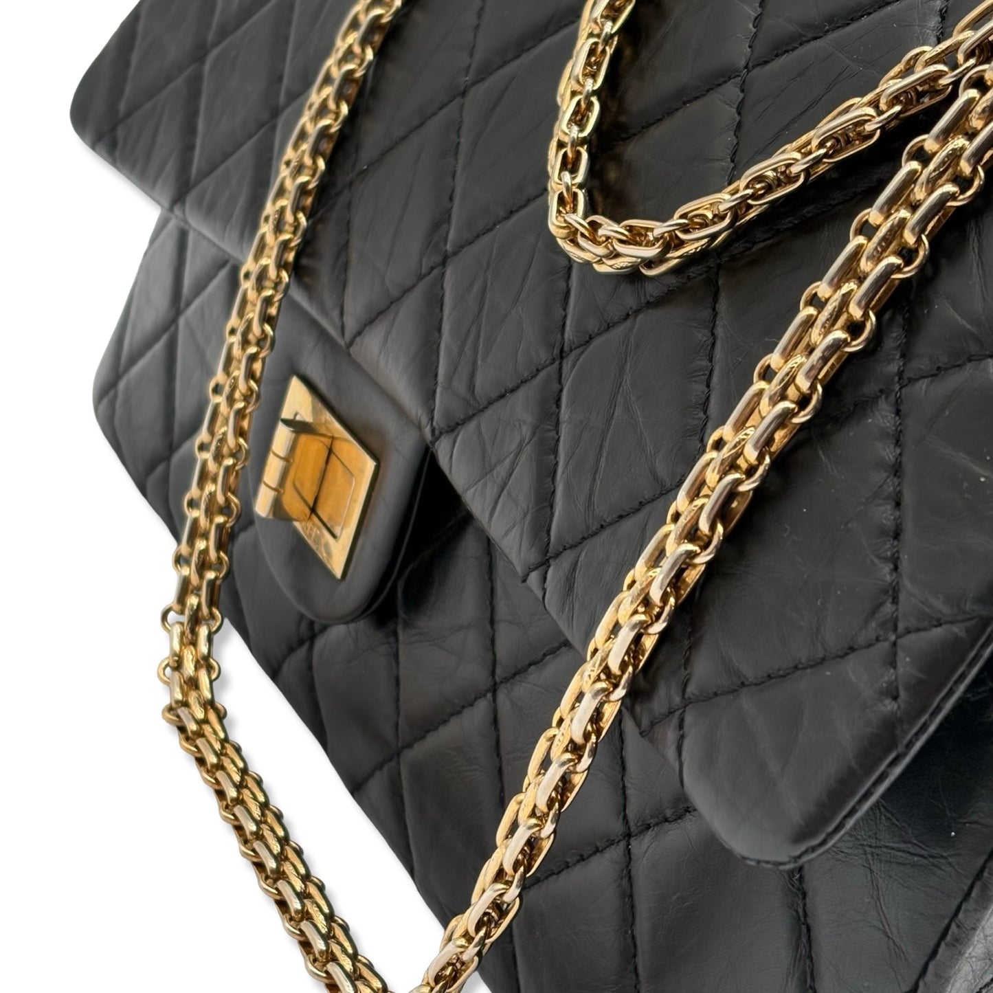 Pre-Owned Chanel Calfskin Leather 2.55 Reissue - CH1055