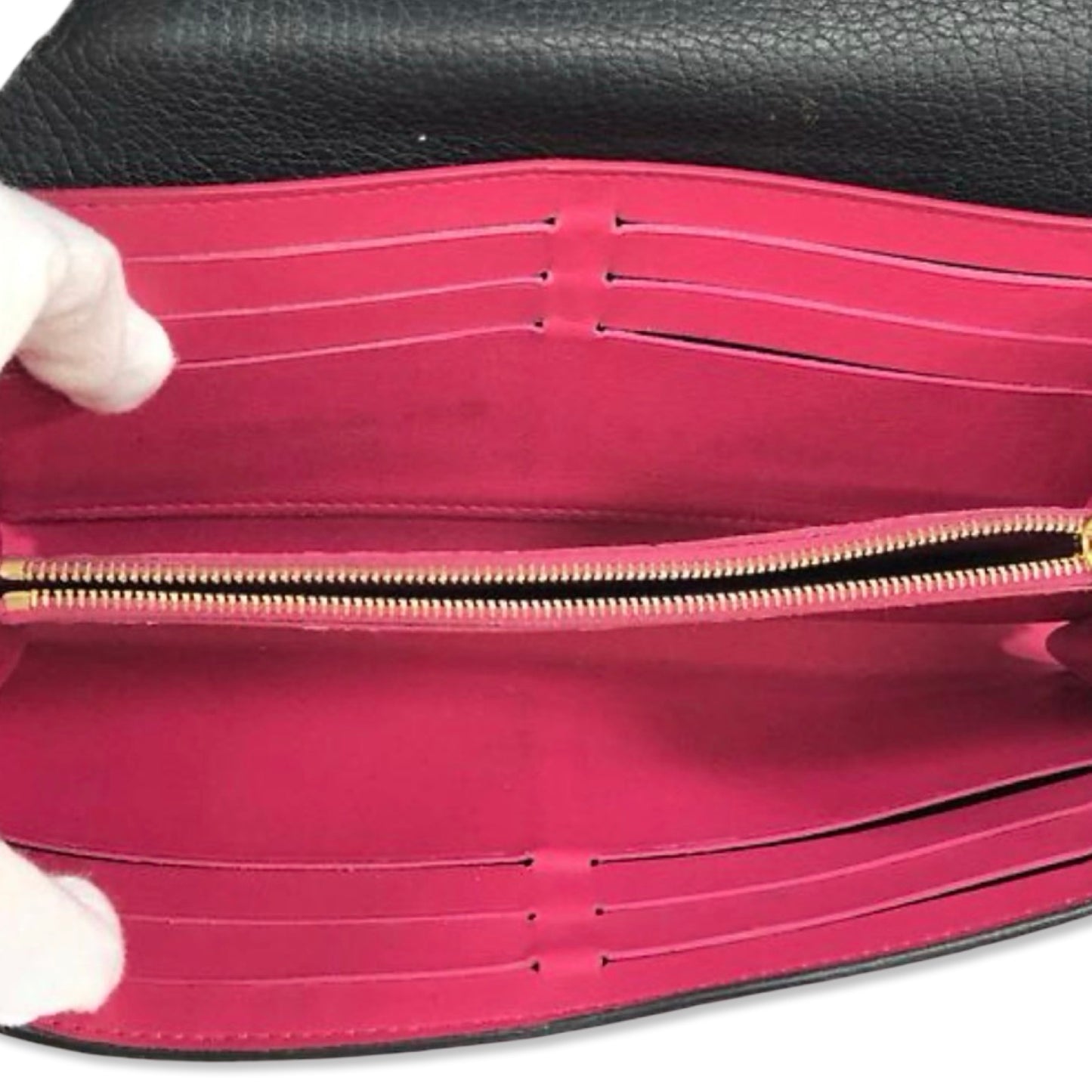 Pre-Owned Louis Vuitton Cowhide Leather Capucines Wallet - LV1730