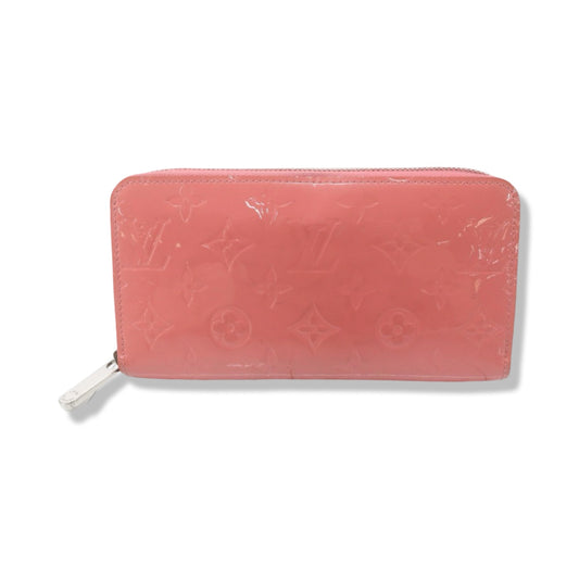 Pre-Owned Louis Vuitton Barbie Pink Vernis Zippy Wallet - LV1345