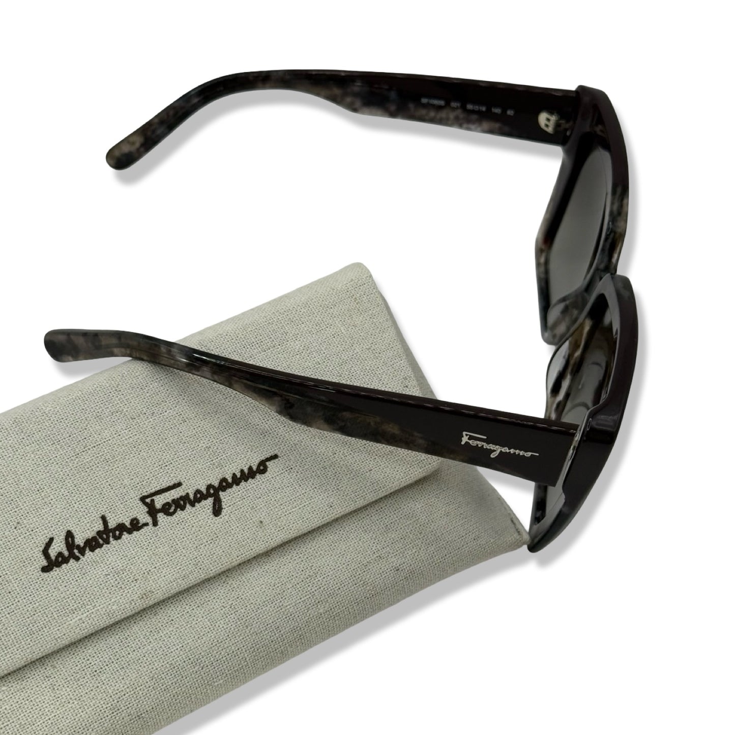Pre-Owned Salvatore Ferragamo Marbled Sunglasses - FER1002