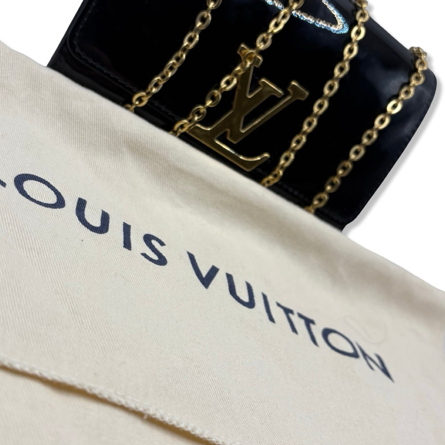Pre-Owned Louis Vuitton Louise Chain Patent Leather - LV1774