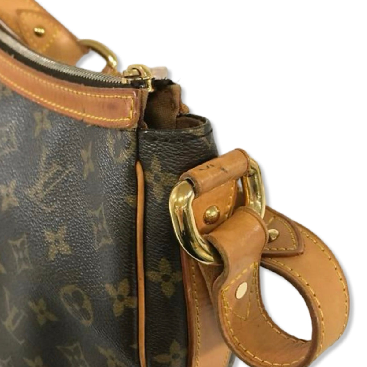 Pre-Owned Lous Vuitton Monogram Canvas Tulum GM Shoulder Bag - LV1686