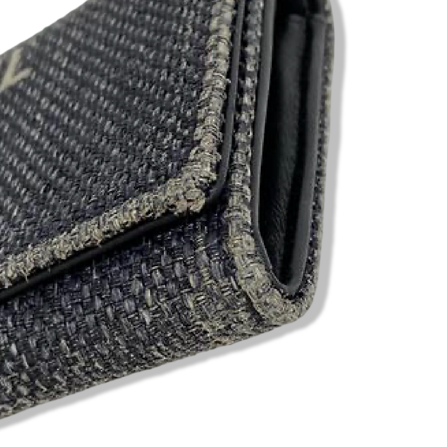 Pre-Owned Chanel Deauville Wallet - CH1060
