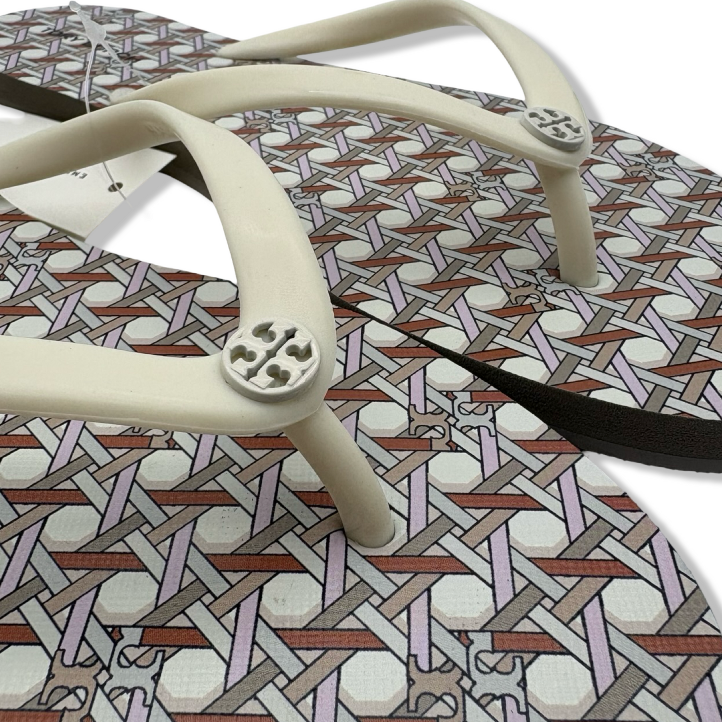 Pre-Owned Tory Burch Women's Chelsea Flip Flop Sandals 171948 (Basketweave - Light Cream Fleek - Pavestone (Basketweave/light cream fleek/pavestone, US Footwear Size System, Adult, Women, Numeric, Medium, 8) - B0FG1TFQT6