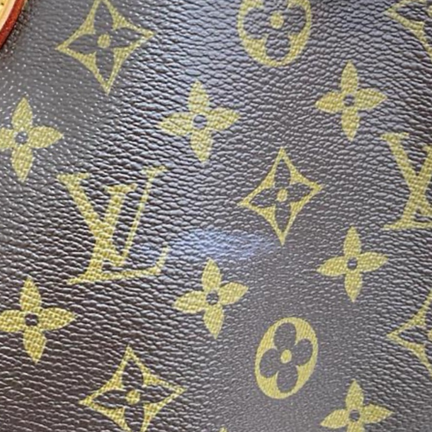 Pre-Owned Louis Vuitton Monogram V Neverfull MM Hot Pink - LV1619