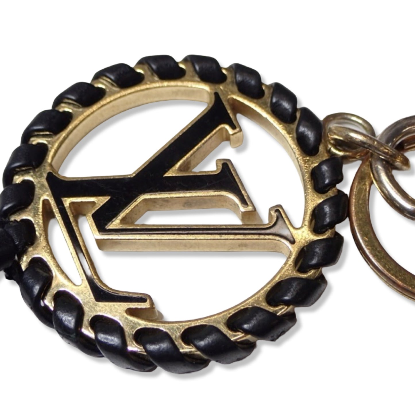 Pre-Owned Louis Vuitton Key Charm - Black and Gold - LV1574