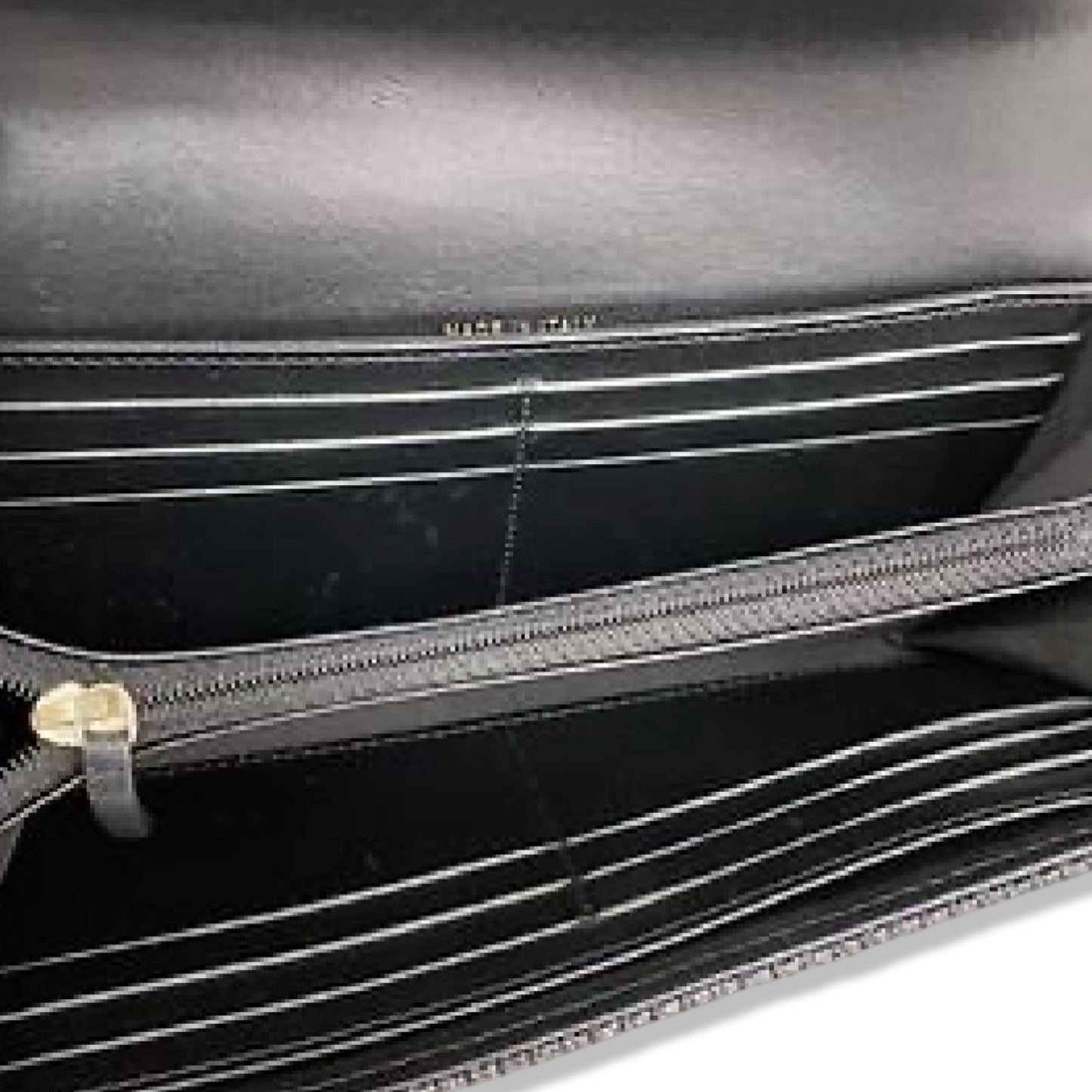 Pre-Owned Chanel Deauville Wallet - CH1060