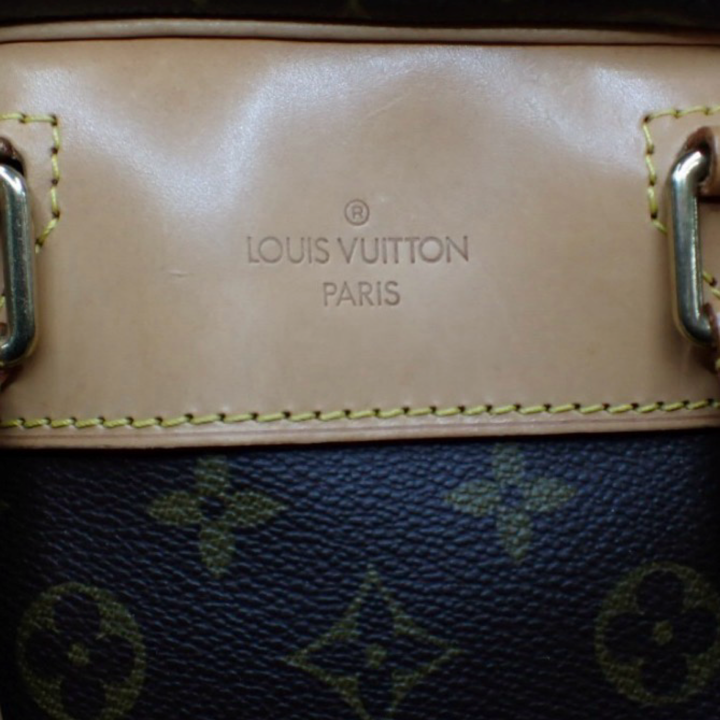 Pre-Owned Louis Vuitton Monogram Canvas Evasion Travel Bag - LV2046