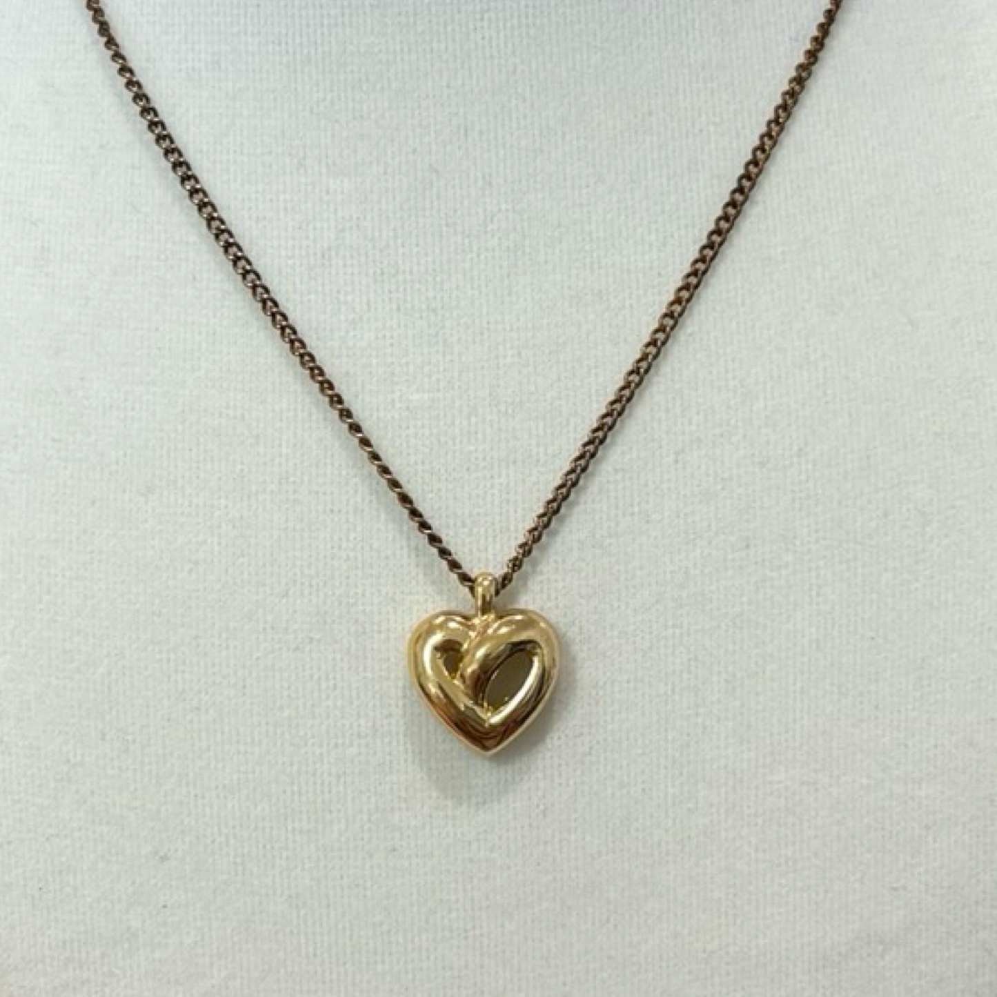 Pre-Owned Christian Dior Heart Necklace - DIO1040