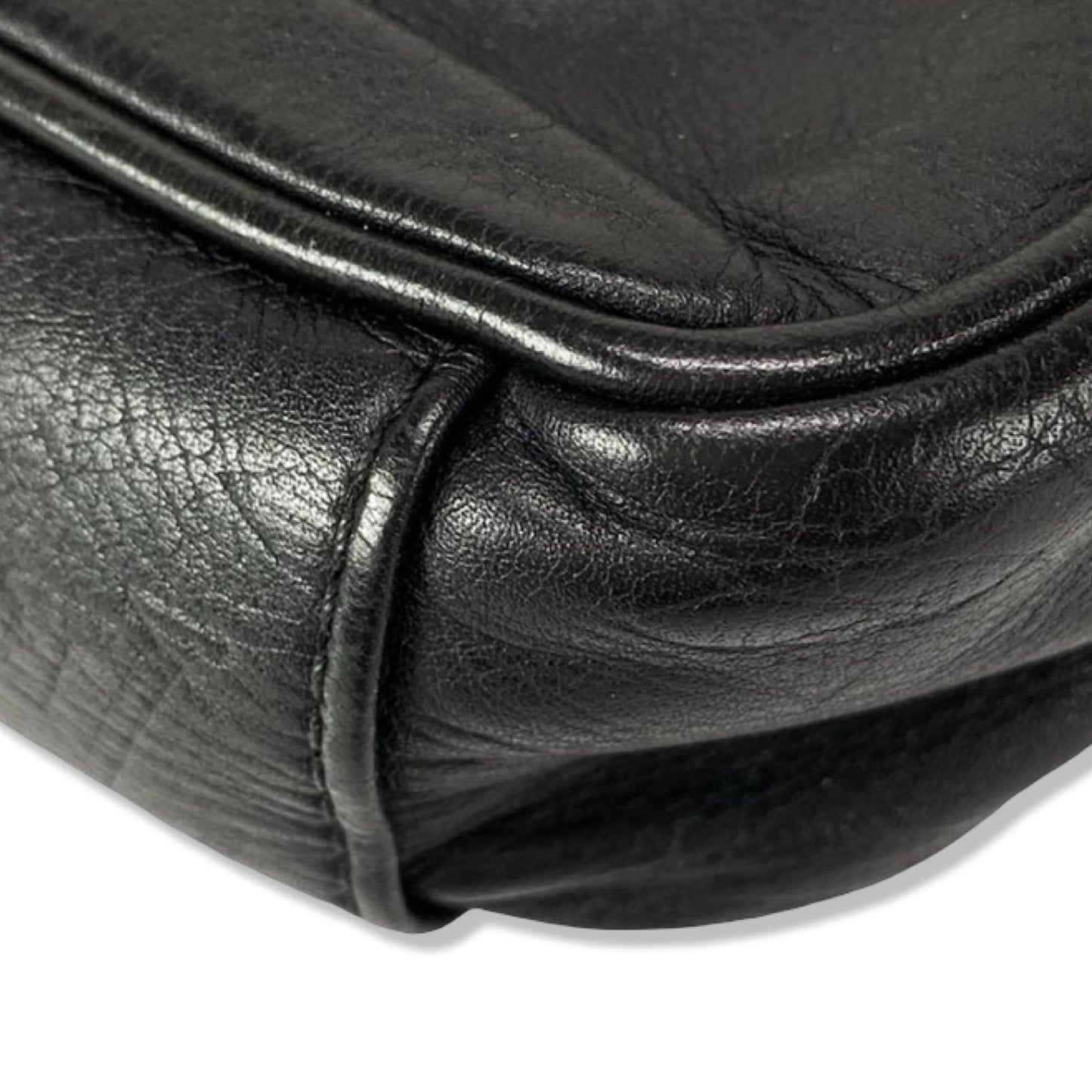 Pre-Owned Louis Vuitton Shadow Leather Danube Crossbody - LV1429