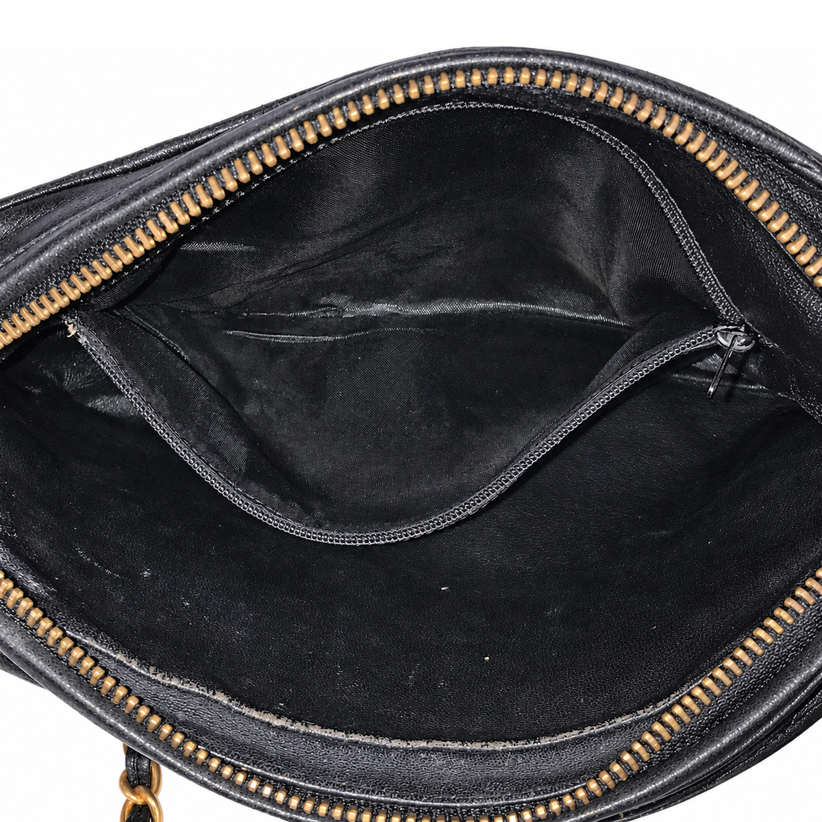 Pre-Owned Vintage Chanel Black Matelasse Chain Shoulder Bag - CH1066