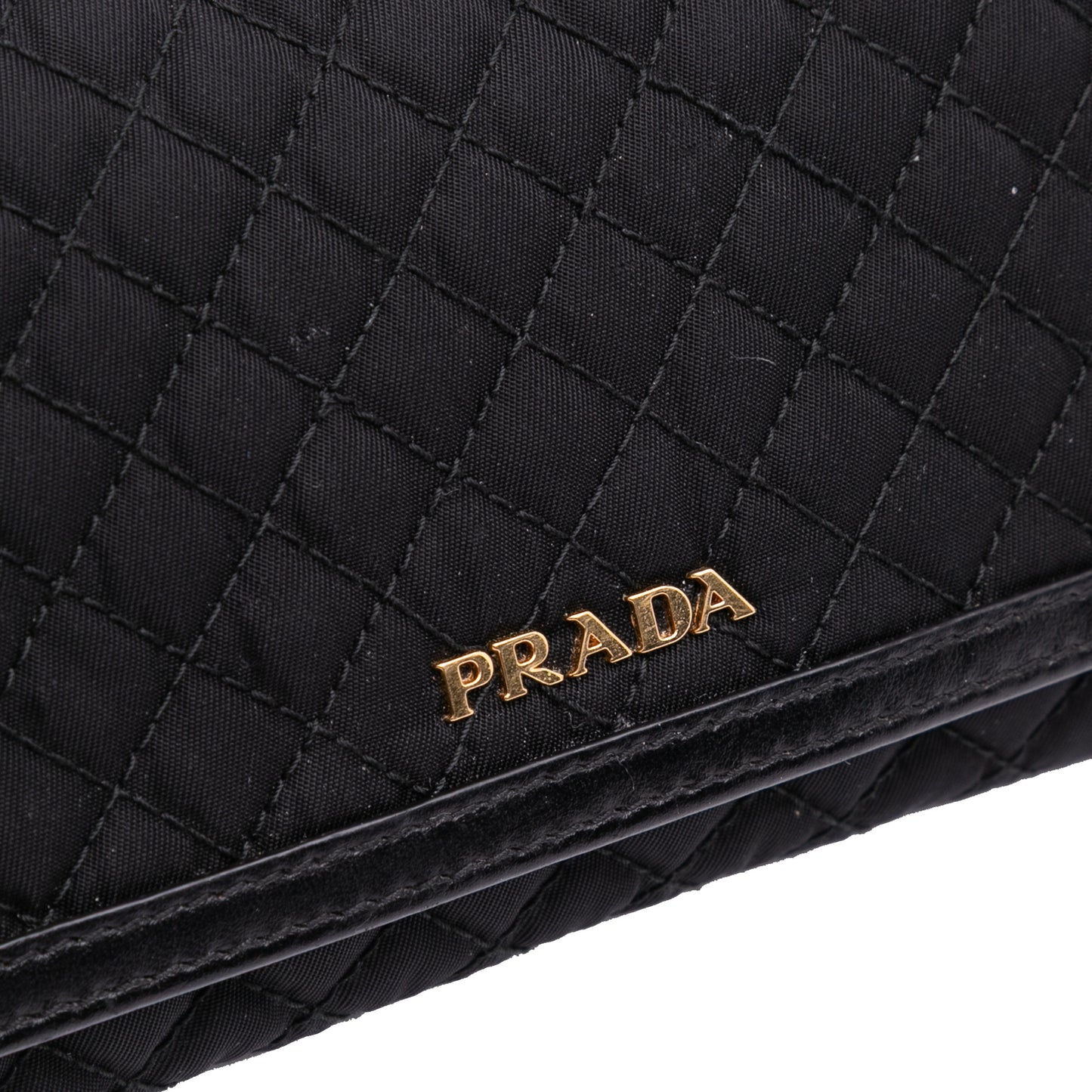 Pre-Owned Prada Tessuto Nylon Impuntu Wallet on Strap - P1014