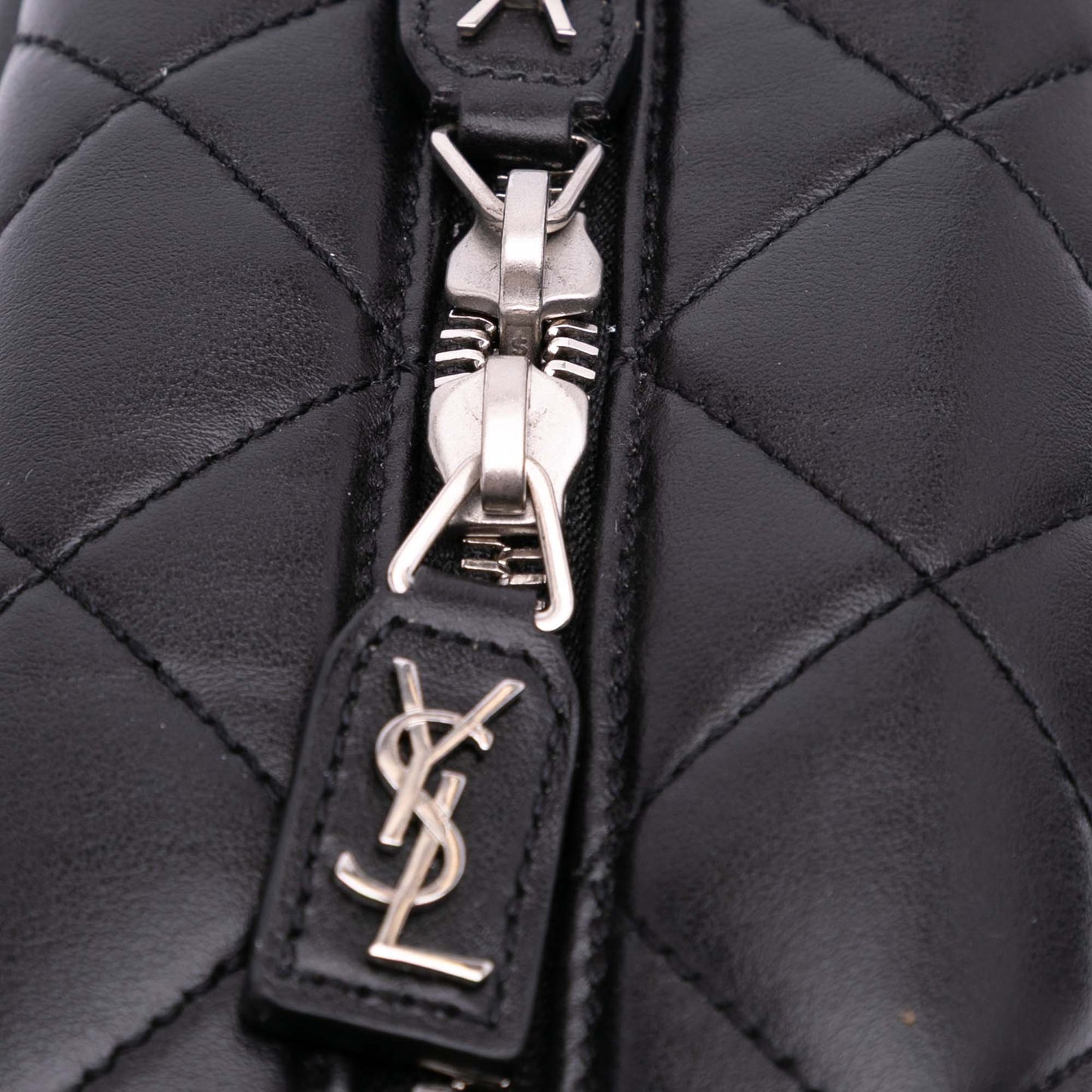 Pre-Owned Saint Laurent Small Calfskin Leather Loulou Bowling Bag - YSL1011